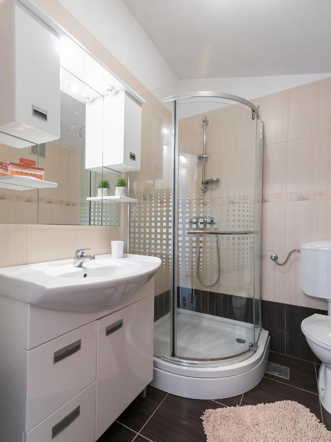 Apartments Olea Porec Exterior photo