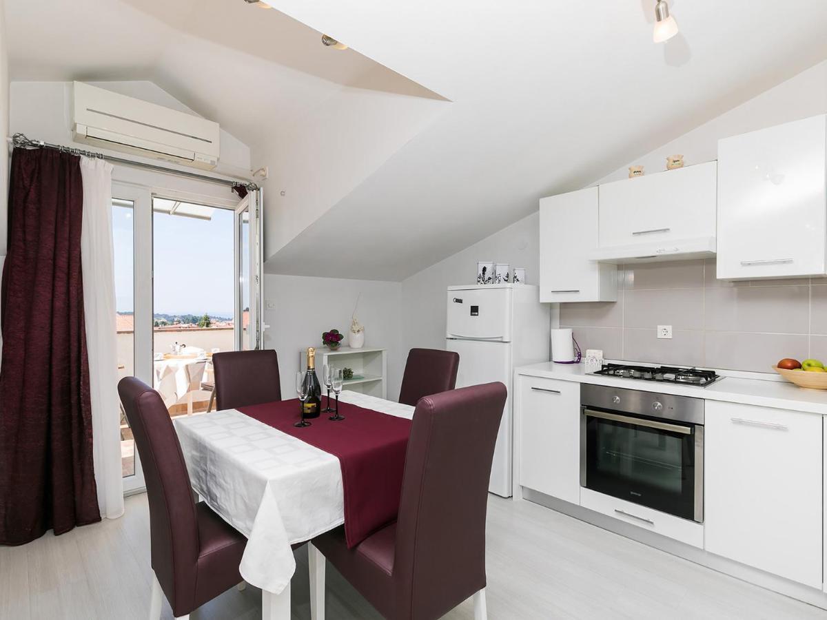 Apartments Olea Porec Exterior photo